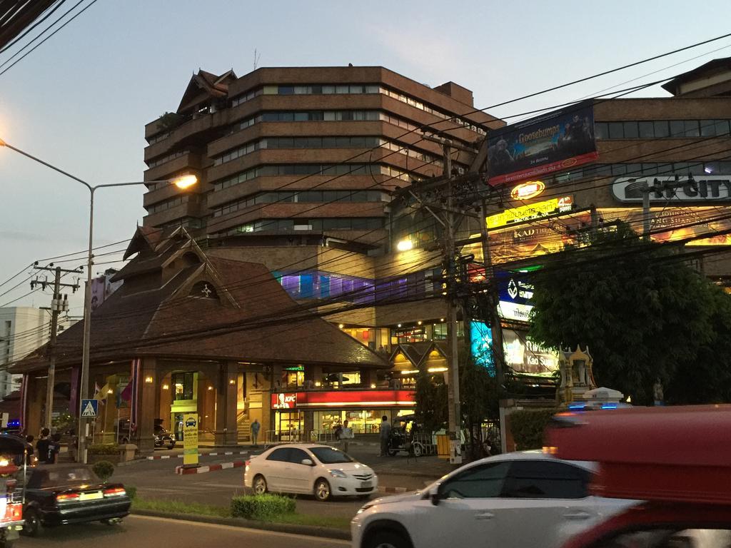 Chor Chang House Chiang Mai Exterior foto